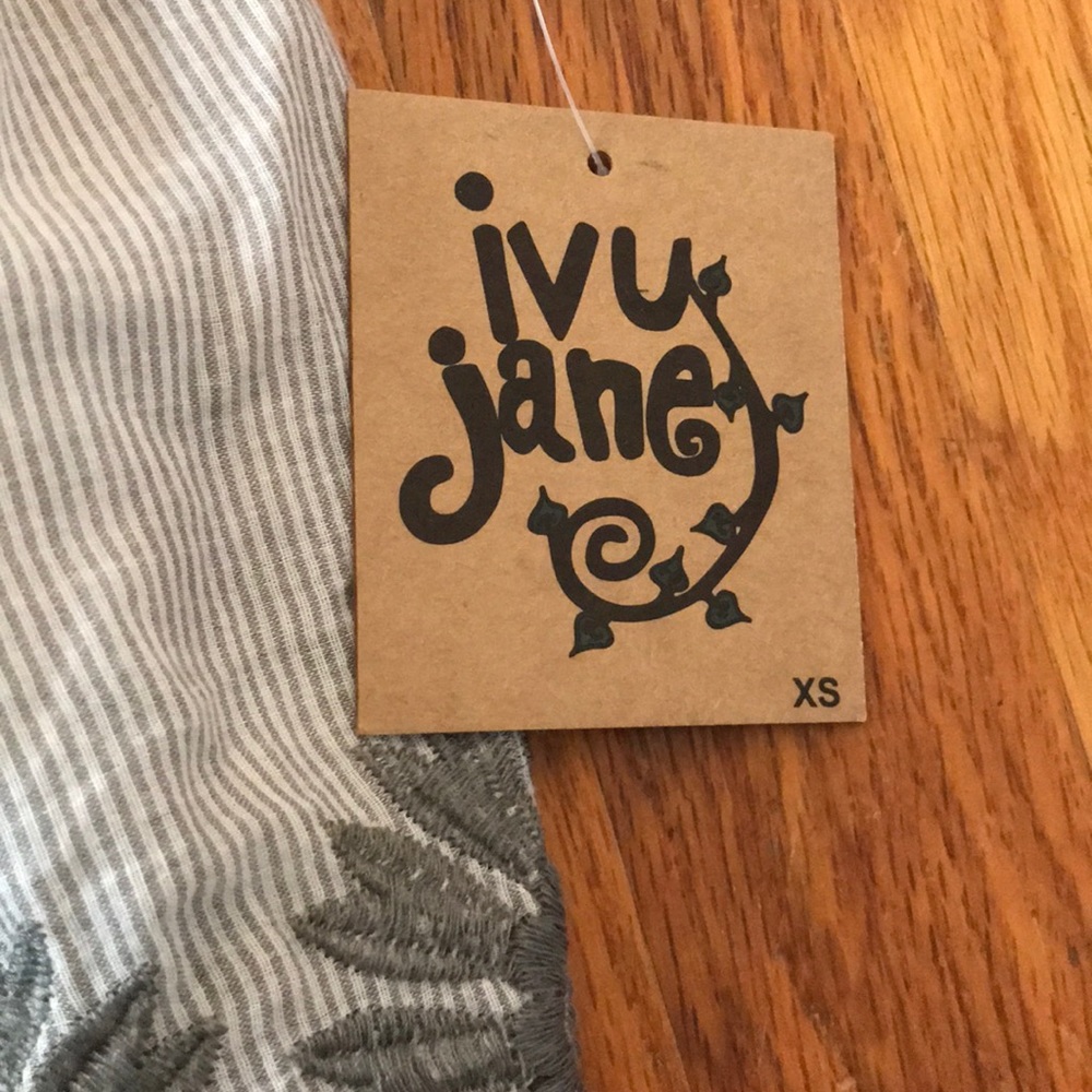 Ivy Jane shirt - Picture 2 of 3